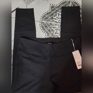 NVO Berlyne Diamond Weave Leggings UPF 40+ Protection NWT L